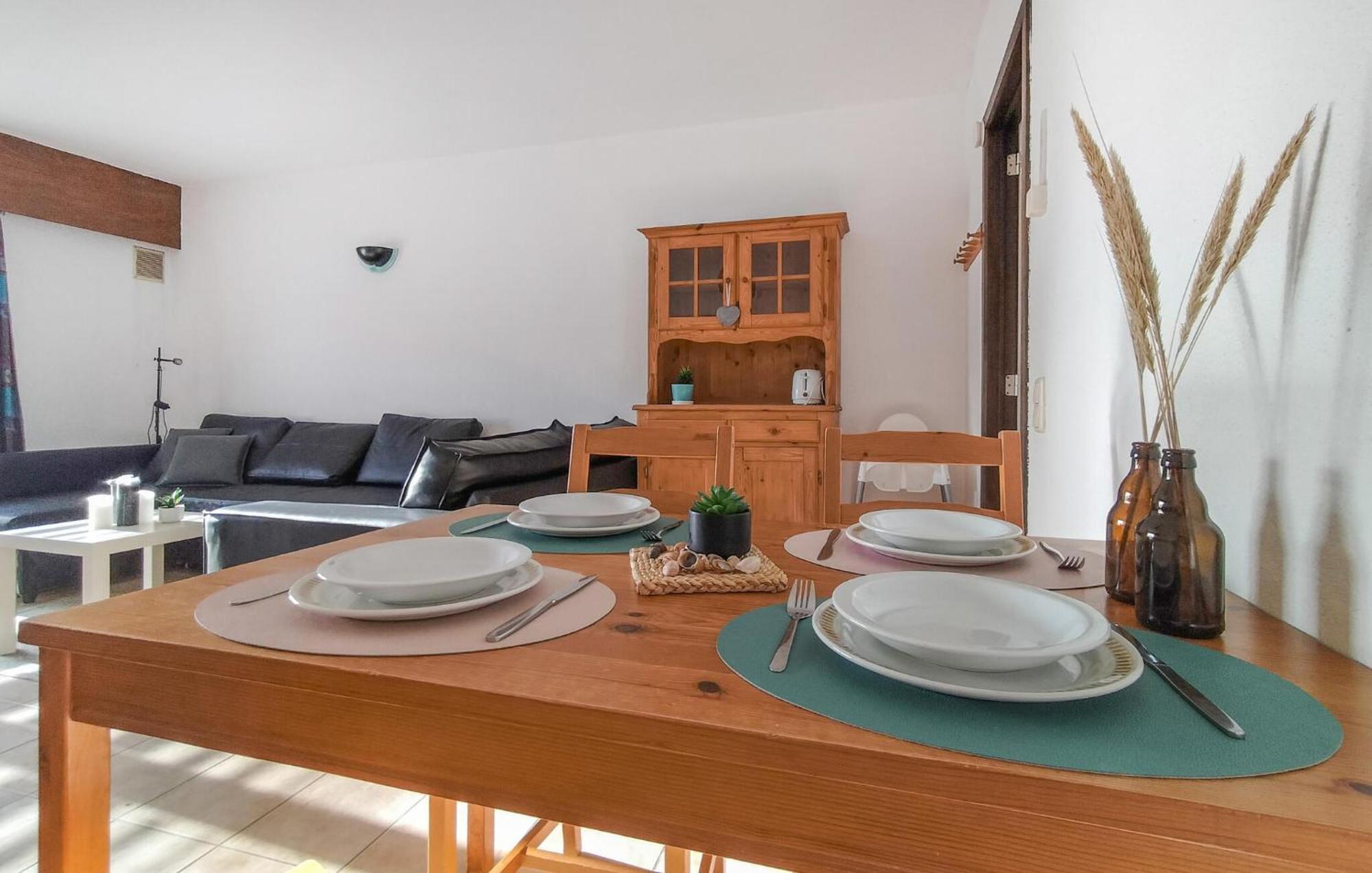 Beautiful Apartment In Bredene With Kitchen Экстерьер фото