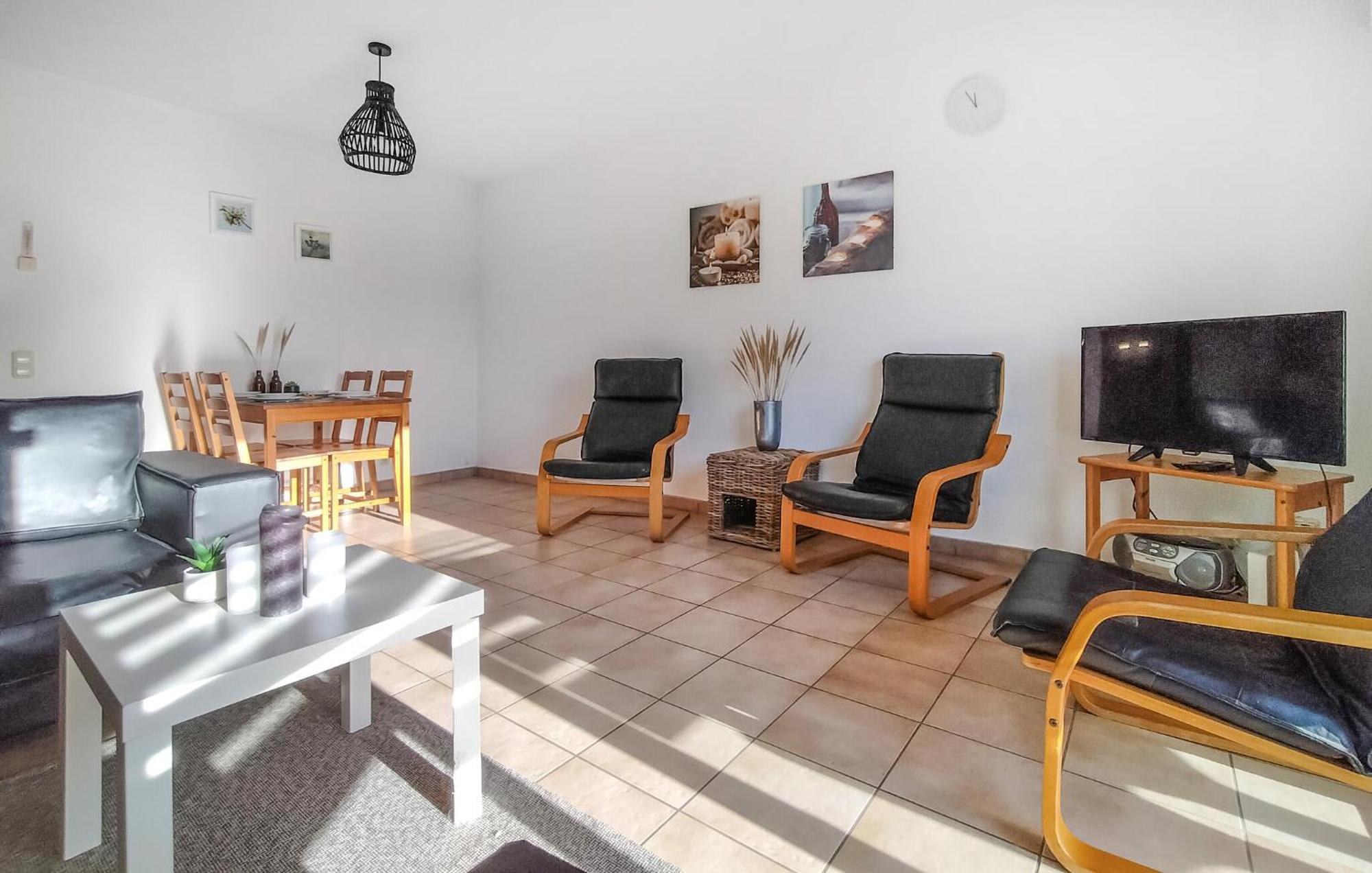 Beautiful Apartment In Bredene With Kitchen Экстерьер фото
